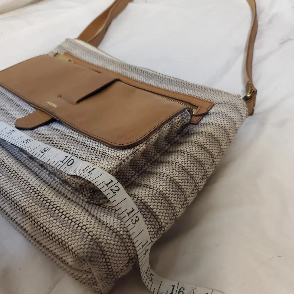 Fossil Women's Kinley Crossbody Tan‎ Bag Leather & Canvas Med Adj Strap